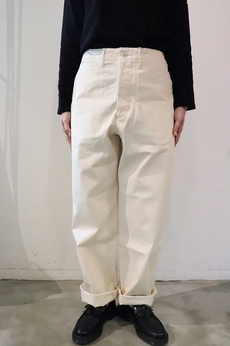 A VONTADE アボンタージ Type 45 Chino Trousers -Wide Fit - A VONTADE アボンタージ Type 45 Chino Trousers -Wide Fit -