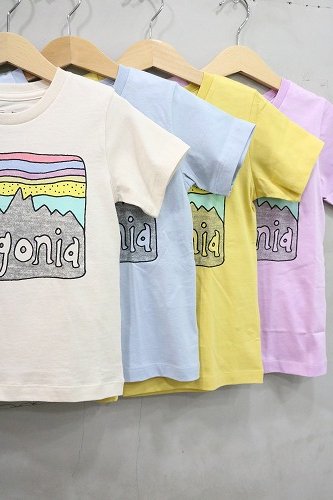 Patagonia パタゴニアキッズＴシャツ S 130cm 3点セット patagonia Kid's パタゴニア キッズ Baby Fitz Roy Skies T-Shirt