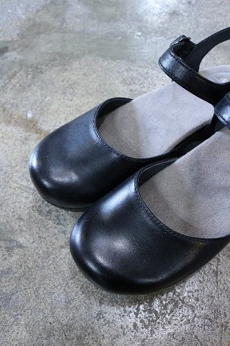 dansko【ダンスコ】 SAM