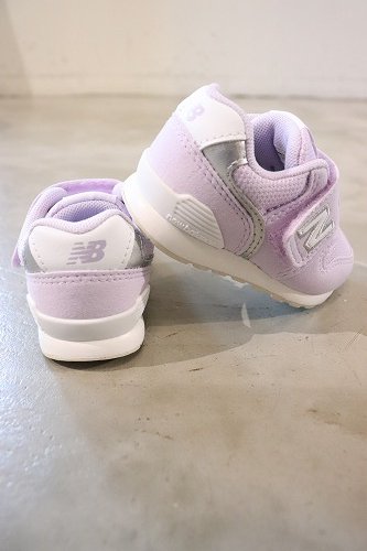 NEW BALANCE ニューバランス IZ996