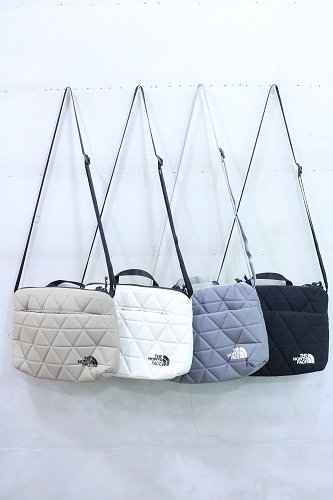 THE NORTH FACE ザ ノースフェイス Geoface Pouch THE NORTH FACE ザ ノースフェイス Geoface Pouch