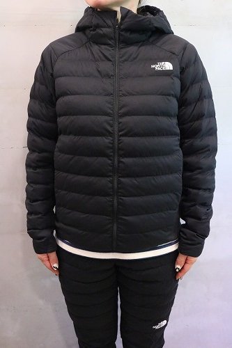 THE NORTH FACE ザ・ノース・フェイス Lady's Red Run Hoodie THE NORTH FACE ザ・ノース・フェイス Lady's Red Run Hoodie