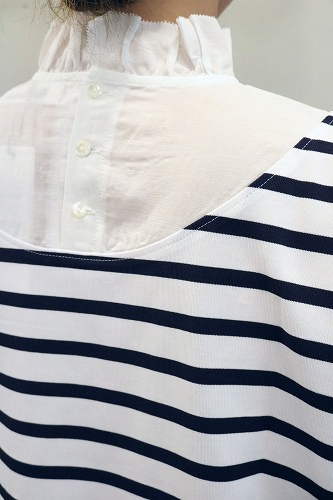 Porter des boutons ポルテデブトン フリルカラーバスクシャツ