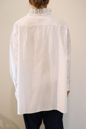 25ss Yarmo DUNGAREE RUFFLE SHIRTS シャツ 25ss Yarmo DUNGAREE RUFFLE SHIRTS シャツ