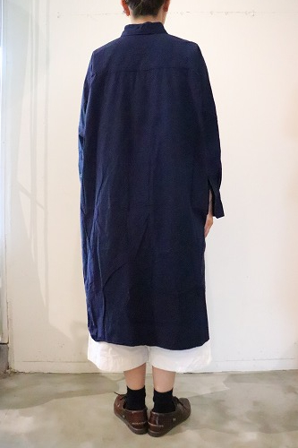 【Veritecoeur】ヴェリテクール 絹混 ドット柄シャツワンピース 黒 F Veritecoeur ヴェリテクール ロングシャツワンピース