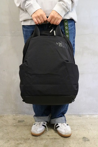 THE NORTH FACE W Never Stop Daypack 極美品 THE NORTH FACE (ザノースフェイス) W Never Stop Daypack