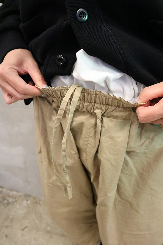 ヴェリテクールは☆VC2636B野菜柄コクーンパンツ ヴェリテクールは☆VC2636B野菜柄コクーンパンツ