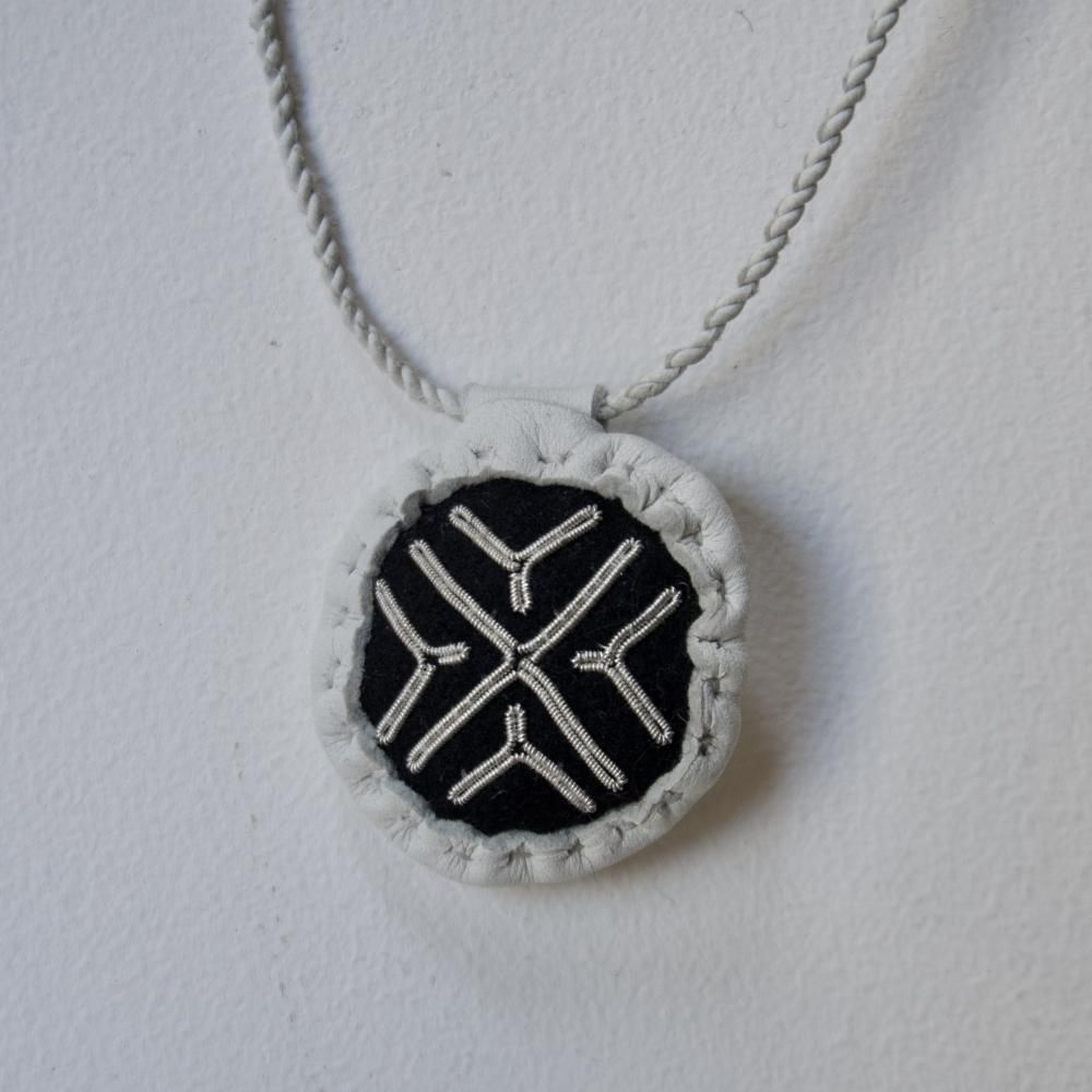 Saami pendant  _ W