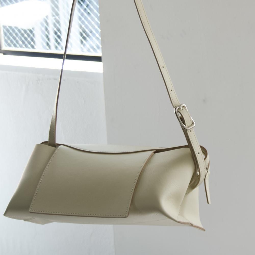 OBLONG SHOULDER _ oyster