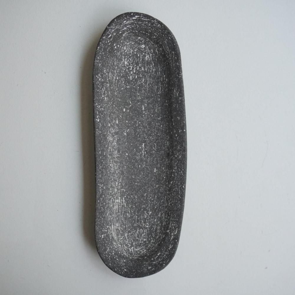 oval л L