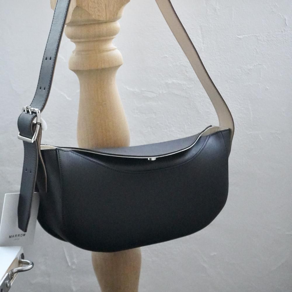 DACHS SHOULDER _black