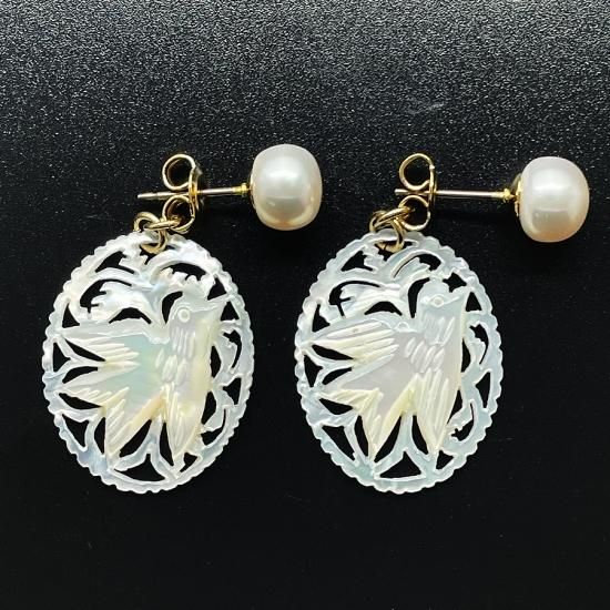本命ギフト ベツレヘムパール Small CO - 鳥・イヤリング・ピアス | Oval 工芸品