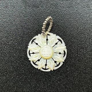 ベツレヘムパール| CO-(コー)| アンティークボタン ベツレヘムパール| CO-(コー)| アンティークボタン