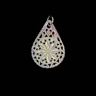 ヴィンテージ ベツレヘムパール プレート 鹿 シカ ベツレヘムパール｜ CO-（コー）| アンティークボタン