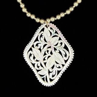 ベツレヘムパール｜ CO-（コー）| アンティークボタン、ヴィンテージ