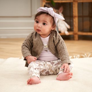 <img class='new_mark_img1' src='https://img.shop-pro.jp/img/new/icons7.gif' style='border:none;display:inline;margin:0px;padding:0px;width:auto;' />Knit needle out cardigan baby