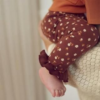 <img class='new_mark_img1' src='https://img.shop-pro.jp/img/new/icons7.gif' style='border:none;display:inline;margin:0px;padding:0px;width:auto;' />Cedar frill pants baby