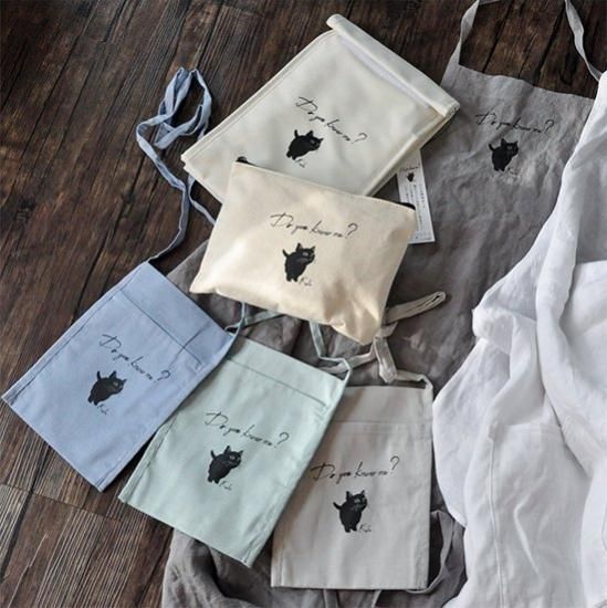 ククのキャンバスフラットポーチ - くろねこ クク の〇〇