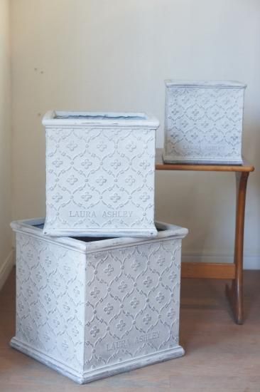 Laura Asyleyローラアシュレイキューブライトモロッカン32cm Laura Asyleyローラアシュレイキューブライトモロッカン32cm