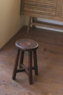 【1点もの】木製の丸椅子 A