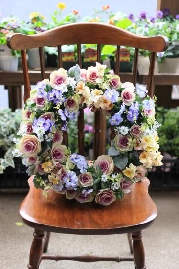寄せ植えリース 花□季節の花のブリコラージュフラワーリース