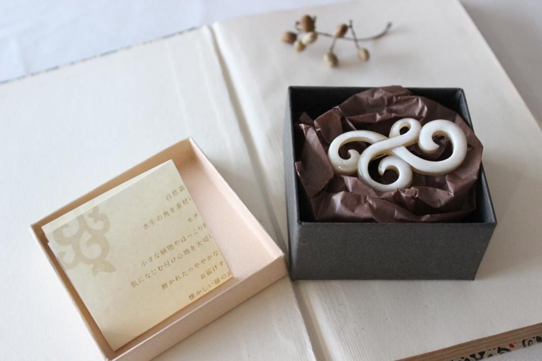 BISOU エタニティⅢブローチ BISOU エタニティⅢブローチ（コンプレックスビズ♡バレッタ）