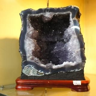 アメジストドーム - 石の専門店コスモスペース アメジストドーム - 石の専門店コスモスペース