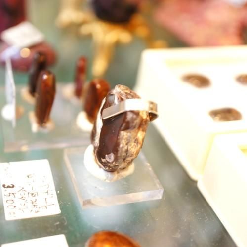 ファイヤーアゲート原石一面磨きペンダント - 石の専門店コスモ