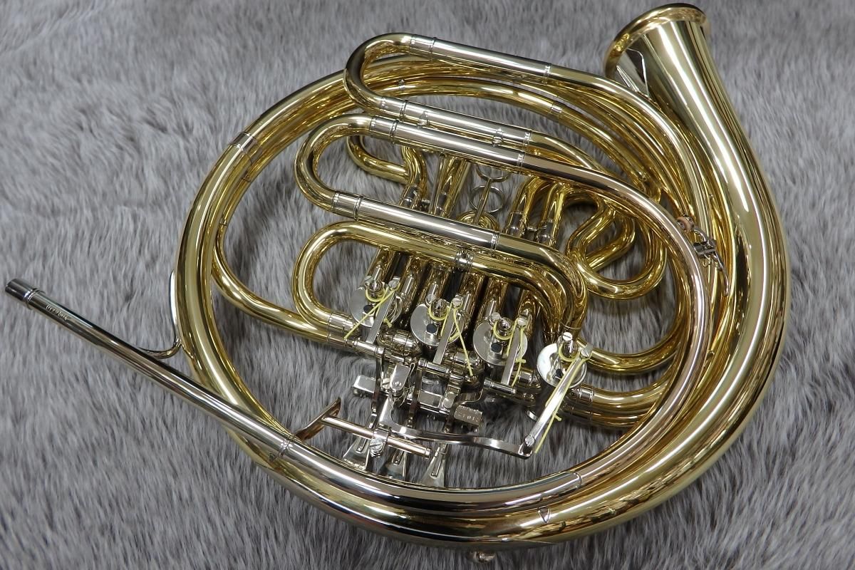 新品同様】YAMAHA フレンチホルン YHR-671D 新品同様】YAMAHA フレンチホルン YHR-671D