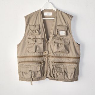 <img class='new_mark_img1' src='https://img.shop-pro.jp/img/new/icons47.gif' style='border:none;display:inline;margin:0px;padding:0px;width:auto;' />Mil TRAVEL VEST