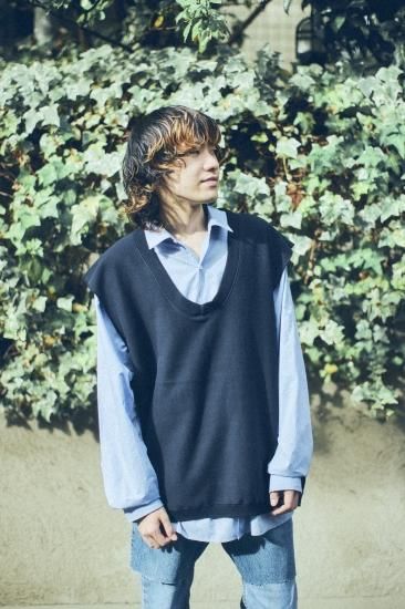 NS SWEAT VEST - SALAD DAYS CLUB