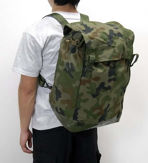 ポーランド軍 カモフラージュ M-93 ラックサック 新品 322N