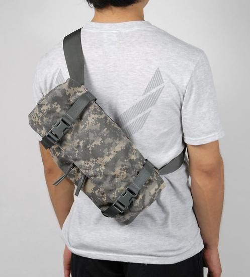 アメリカ軍 ACU デジタルカモ MOLLE2 ウエストバッグ USED A57AU アメリカ軍 ACU デジタルカモ MOLLE2 ウエストバッグ USED A57AU