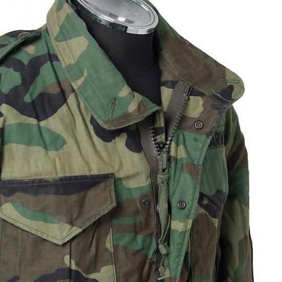アメリカ軍 ウッドランドカモ ワッペン付 M-65 フィールドジャケット 