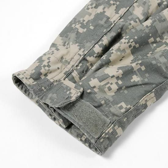アメリカ軍 ACU デジタルカモ M-65 フィールドジャケット USED