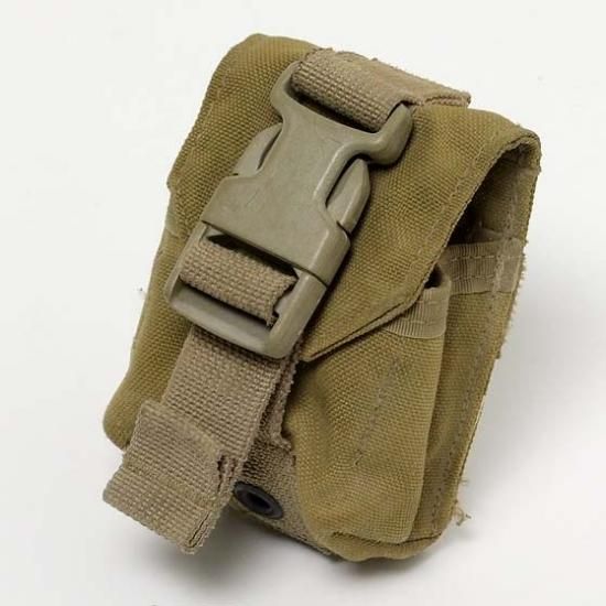 アメリカ海兵隊 USMC コヨーテ バックルアップ グレネードポーチ