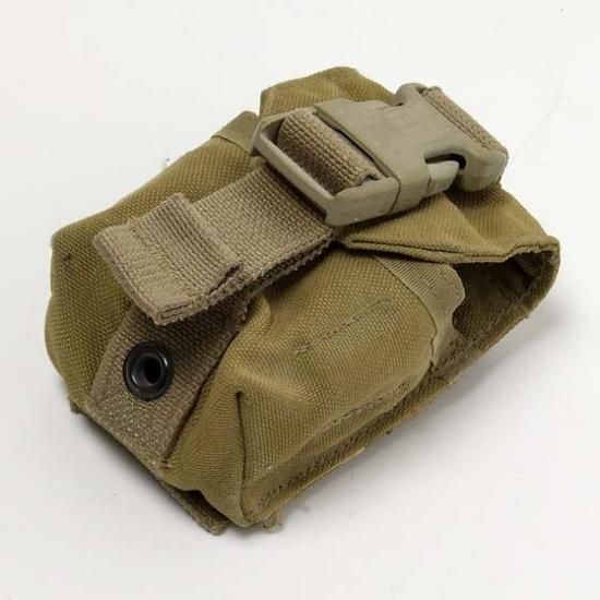 アメリカ海兵隊 USMC コヨーテ バックルアップ グレネードポーチ