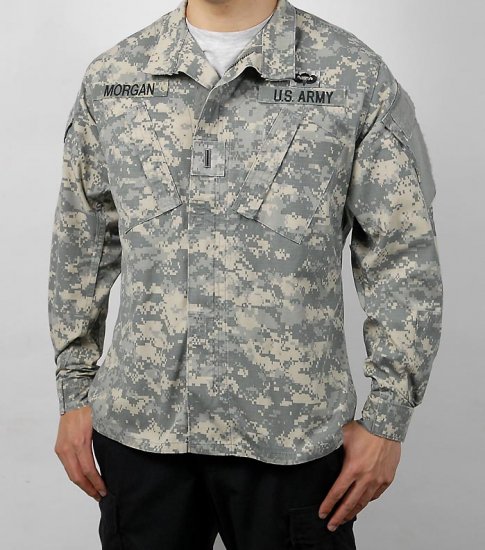 アメリカ軍 ACU デジタルカモ ワッペン付 コンバットジャケット（USED