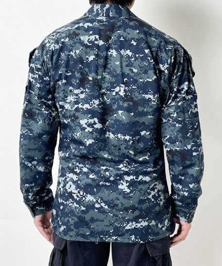 米海軍 U.S.NAVY ピクセルブルー NWU ジャケット（新品）S/Lサイズ