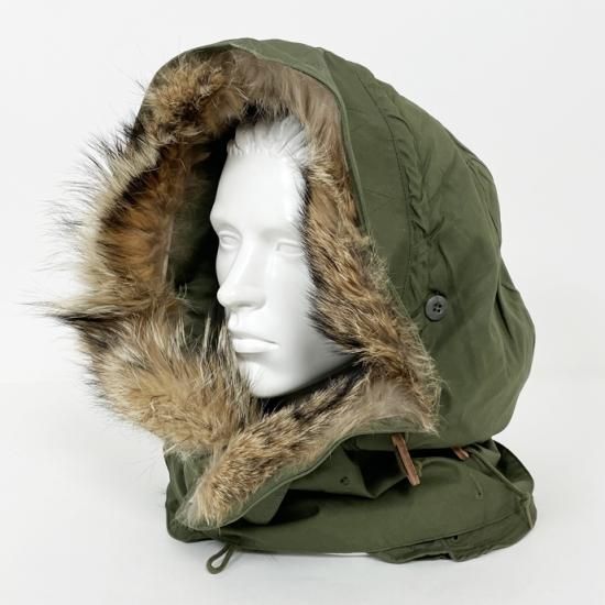 超希少な1970年代の新品フルセットのコヨーテファー】アメリカ軍 超希少な1970年代の新品フルセットのコヨーテファー】アメリカ軍