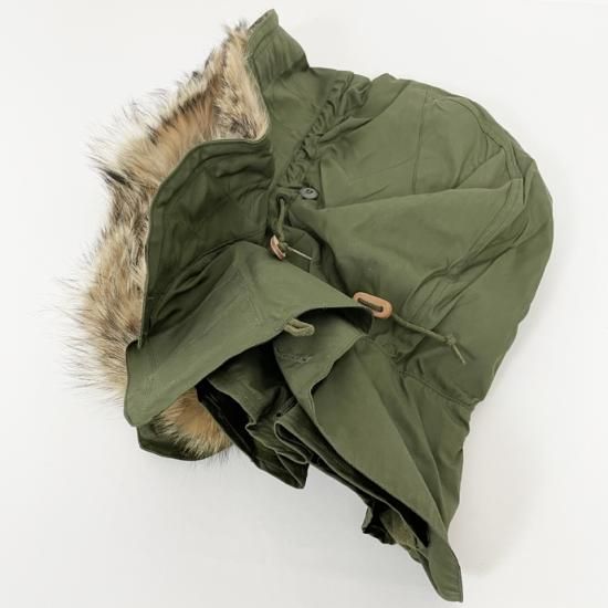 超希少な1970年代の新品フルセットのコヨーテファー】アメリカ軍 超希少な1970年代の新品フルセットのコヨーテファー】アメリカ軍