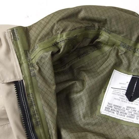 アメリカ軍 カーキ GORE-TEX JP-8 FUEL ハンドラー カバーオール アメリカ軍 カーキ GORE-TEX JP-8 FUEL ハンドラー カバーオール
