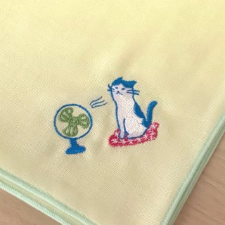 刺繍ハンカチ【ねこ扇風機】