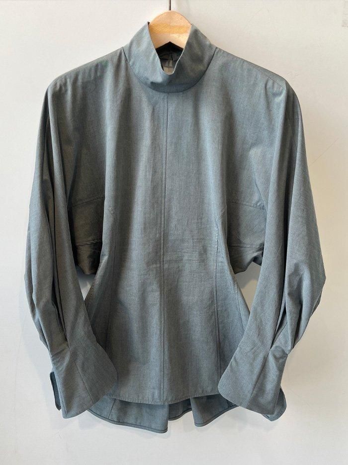 <img class='new_mark_img1' src='https://img.shop-pro.jp/img/new/icons20.gif' style='border:none;display:inline;margin:0px;padding:0px;width:auto;' />Mame Kurogouchi(ޥ ) / Cotton Chambray High Neck Blouse