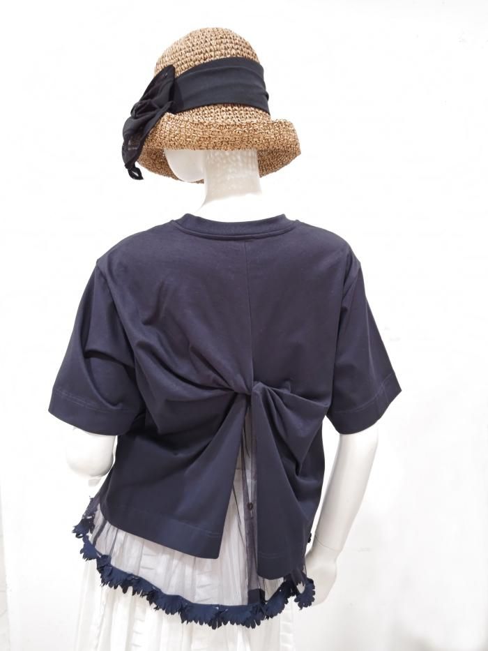 未使用MUVEIL.フラワーパーツ　Tシャツ　カットソー　難あり MUVEIL(ミュベール）/フラワーパーツTシャツ