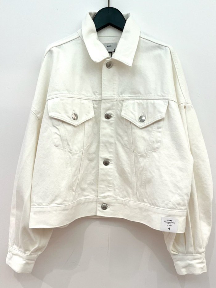 <img class='new_mark_img1' src='https://img.shop-pro.jp/img/new/icons8.gif' style='border:none;display:inline;margin:0px;padding:0px;width:auto;' />HYKE(ϥ)/BALLOON SLEEVE  TWILL JACKET/TYPE3
