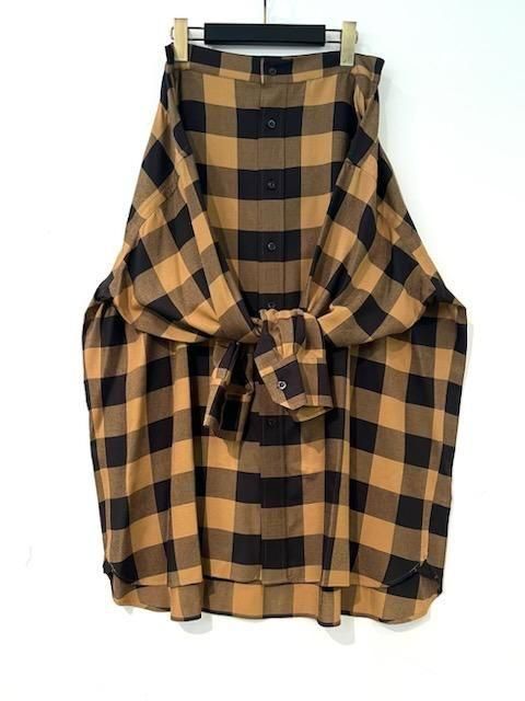 <img class='new_mark_img1' src='https://img.shop-pro.jp/img/new/icons8.gif' style='border:none;display:inline;margin:0px;padding:0px;width:auto;' />HYKE(ϥ)/RAYON SHIRT INSPRED SKIRT
