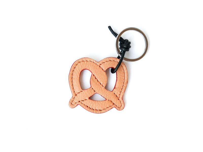  プレッツェルpretzel ぬいぐるみキーホルダー プレッツェルのキーホルダー - JSTORES'S GALLERY | minne byGMO