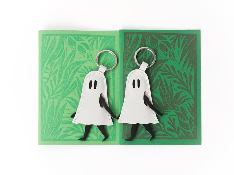 Little Ghost Key Holder / White