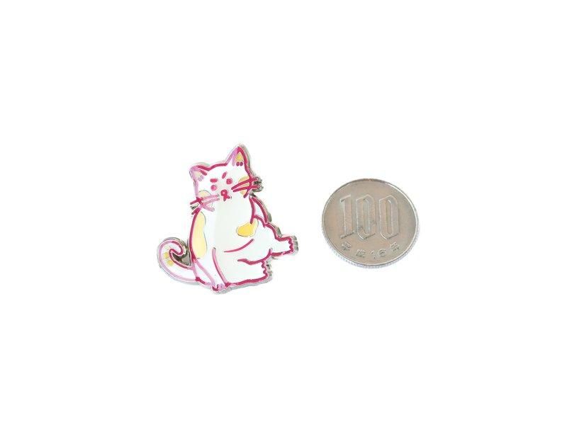 Everyday Cat 'Sitting' Enamel Pin